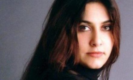 پرس و شنید با وانشا رودبارکی، هنرمند نقاش ساکن فرانسه