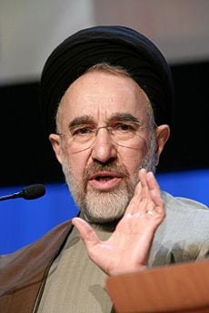 خاتمی: حتمأ در انتخابات شرکت نمی‌کنیم