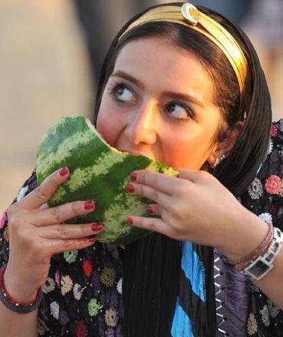 هندوانه خوری تهدیدی علیه نظام است