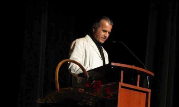 بی‌درکجایی در شعر خویی