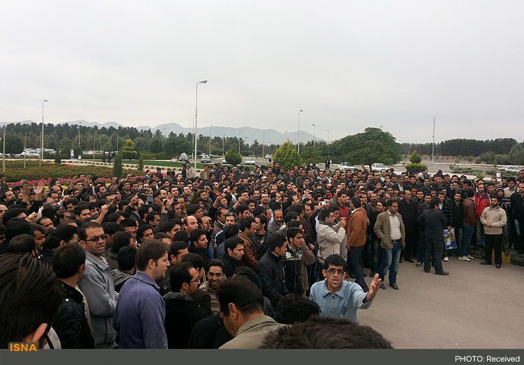 چهار کارگر پلی اکریل اصفهان بازداشت شدند