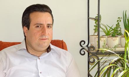 طنز از موثرترین روش‌ها برای تلنگر زدن به جامعه و اشاره به فرهنگ‌های غلط است