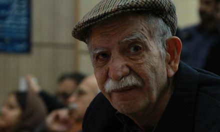 هژمونی ادبیات متعهد