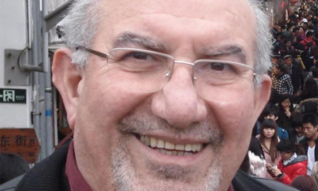 نویسنده در موقعی
