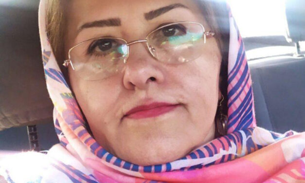 دو شعر از زیبا حسینی جیرندهی